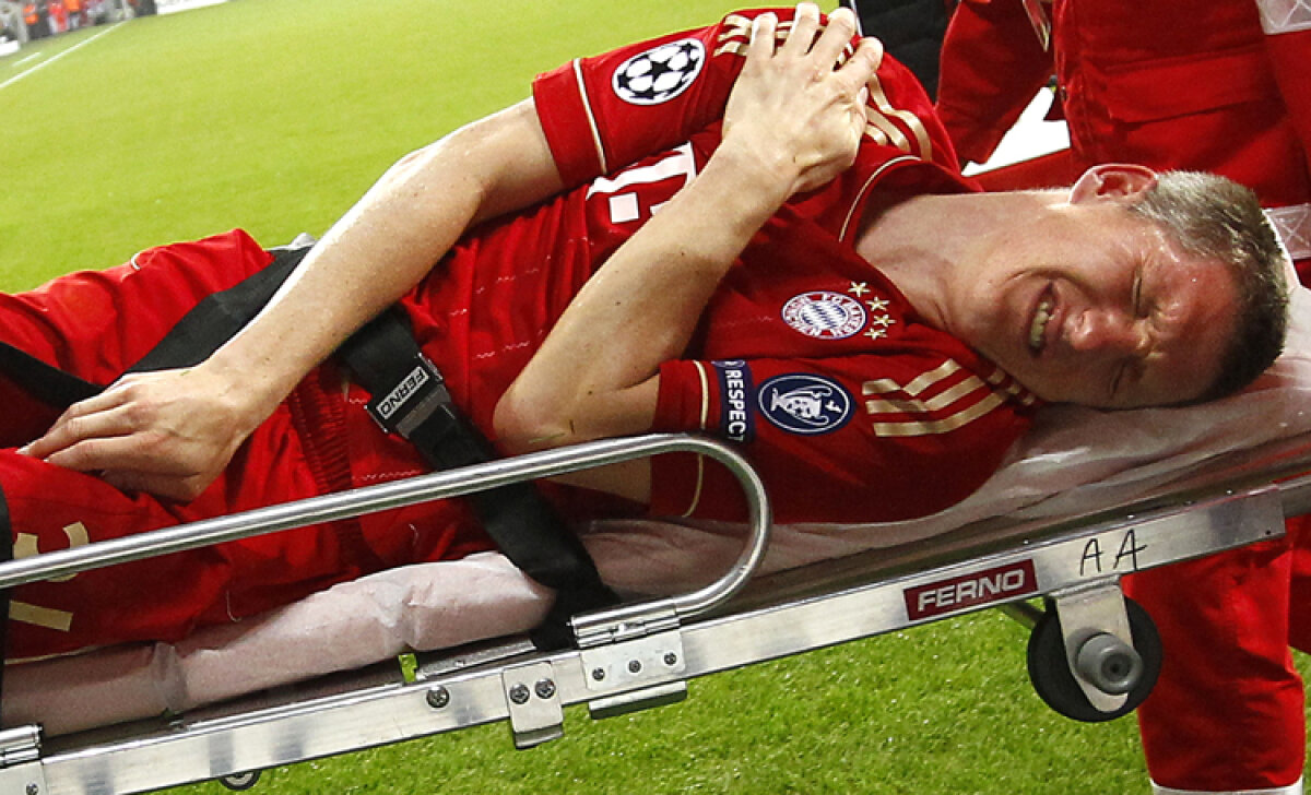 GALERIE FOTO Huntelaar a fost dus de pe teren direct la spital şi operat timp de o oră