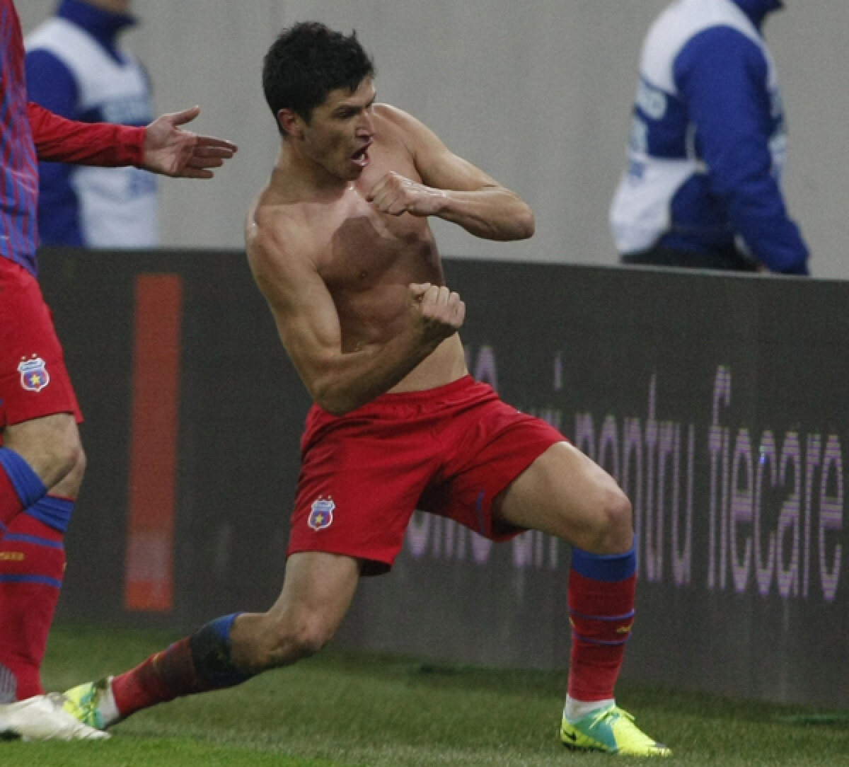 Secretul renaşterii lui Tănase » Cum a ajuns din dezamăgire eroul Stelei!