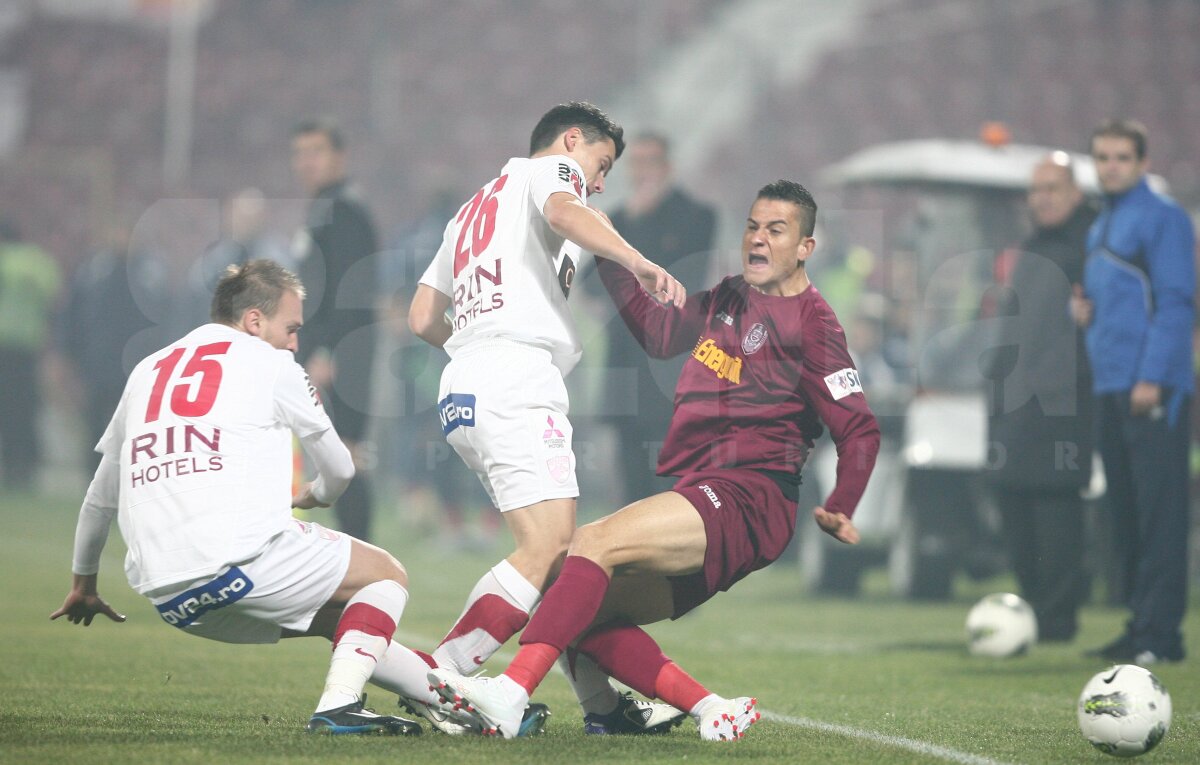 FOTO Niculae a adus victoria lui Dinamo în prelungirile meciului cu CFR, 3-2