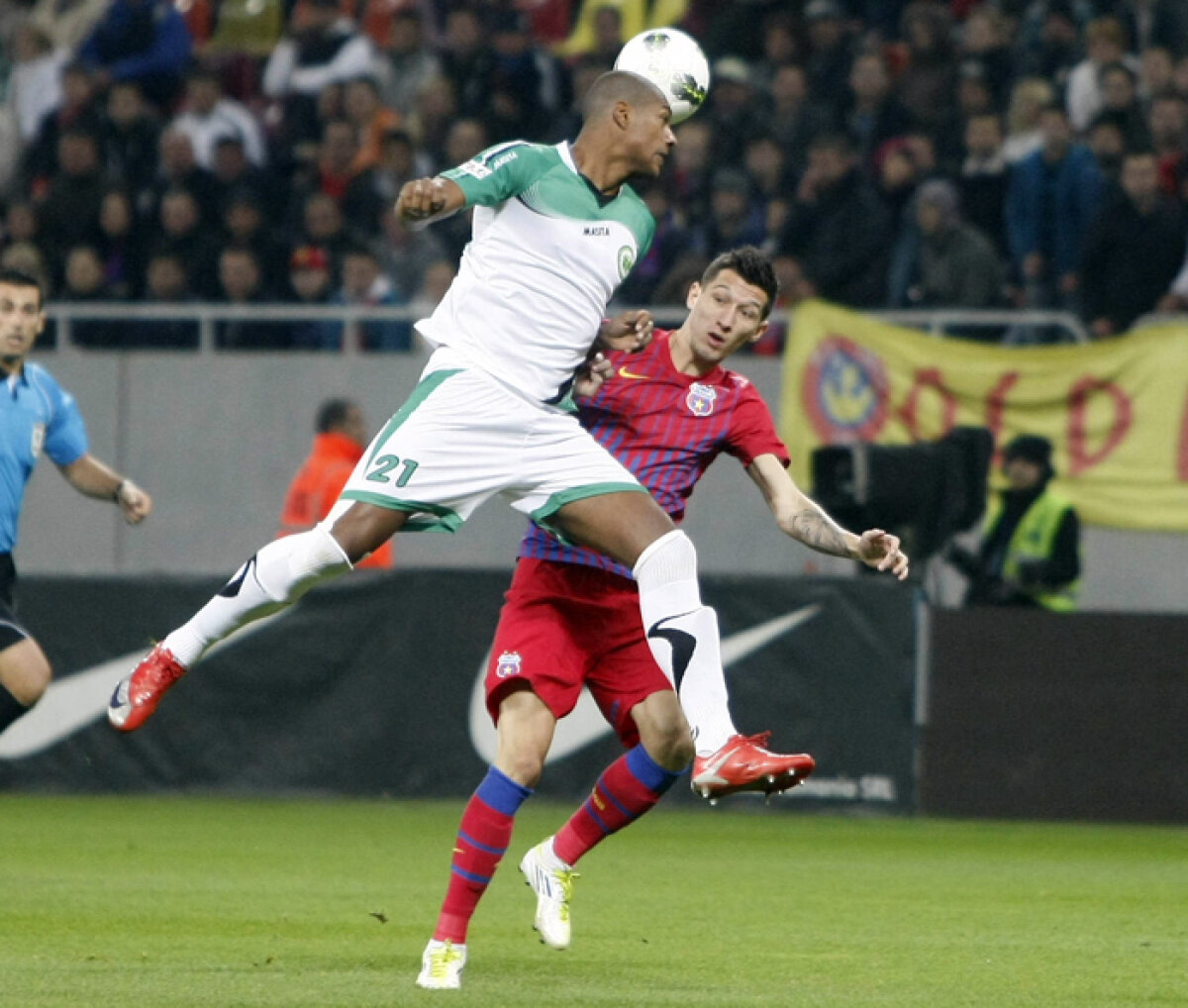 FOTO Steaua - Chiajna 2-1 A treia victorie consecutivă pentru echipa lui Ilie Stan