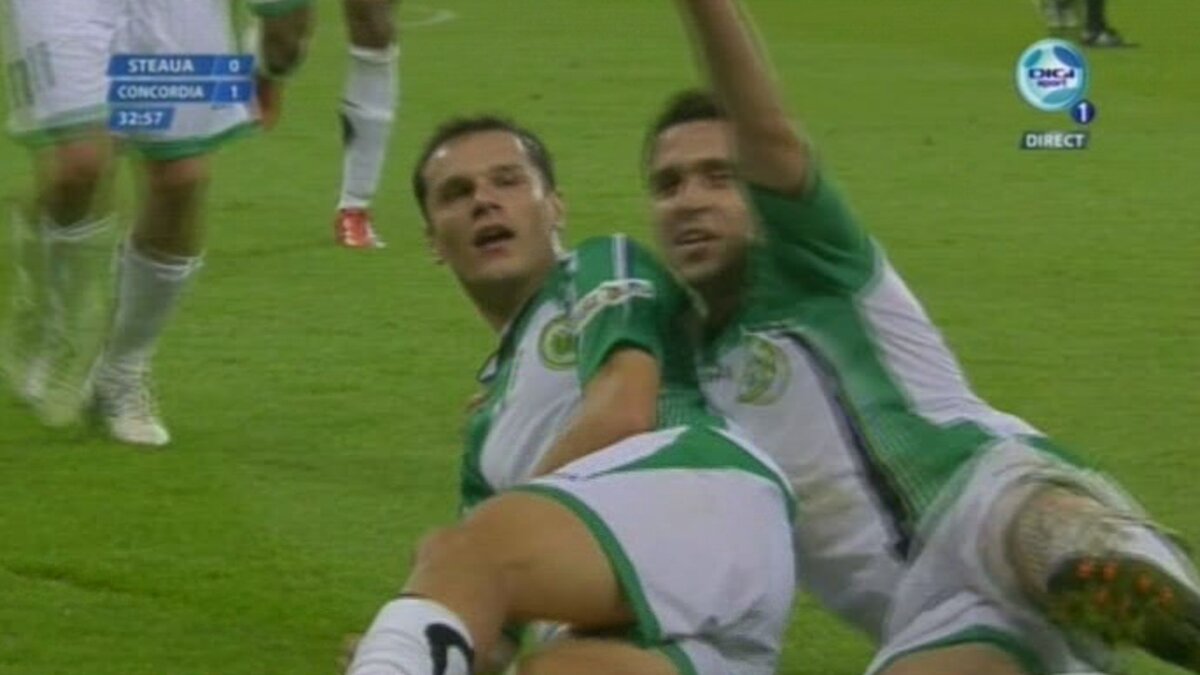 FOTO » Munteanu e naşul Stelei! Le-a dat golul cu numărul 5 şi a sărbătorit ca acum 9 ani