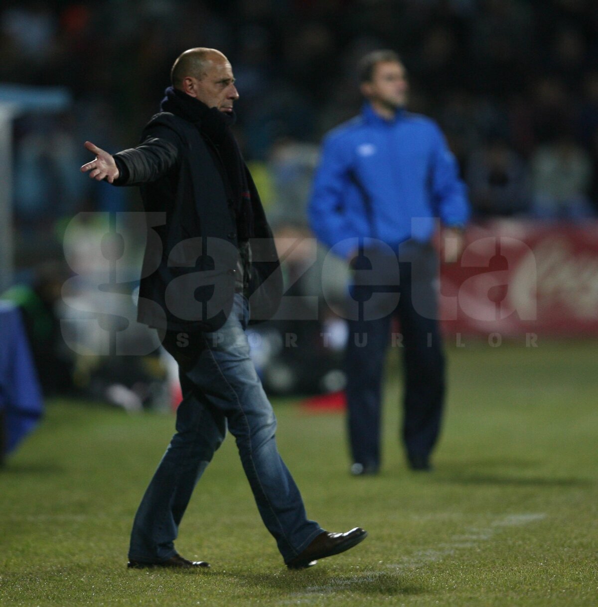 VIDEO » Rapid a ajuns la două puncte de Dinamo după victoria cu 2-0 de la Tg. Mureş