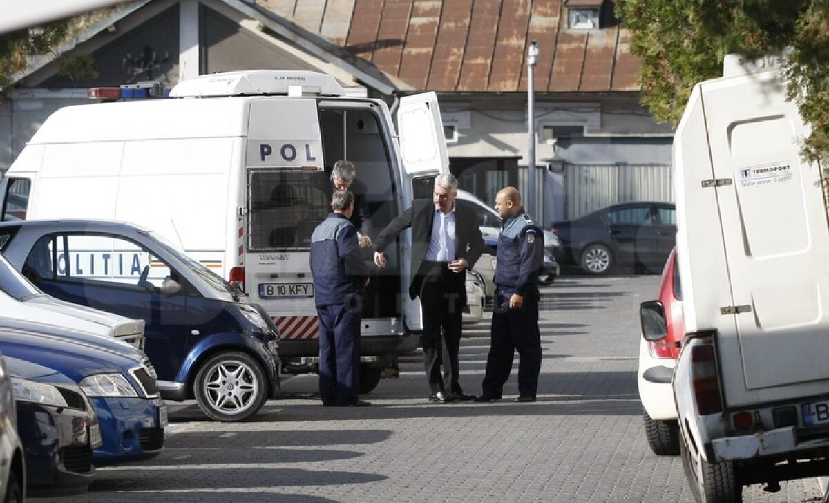 FOTO Ţerbea şi Avram au fost audiaţi în cazul "Dezafilierii Craiovei"