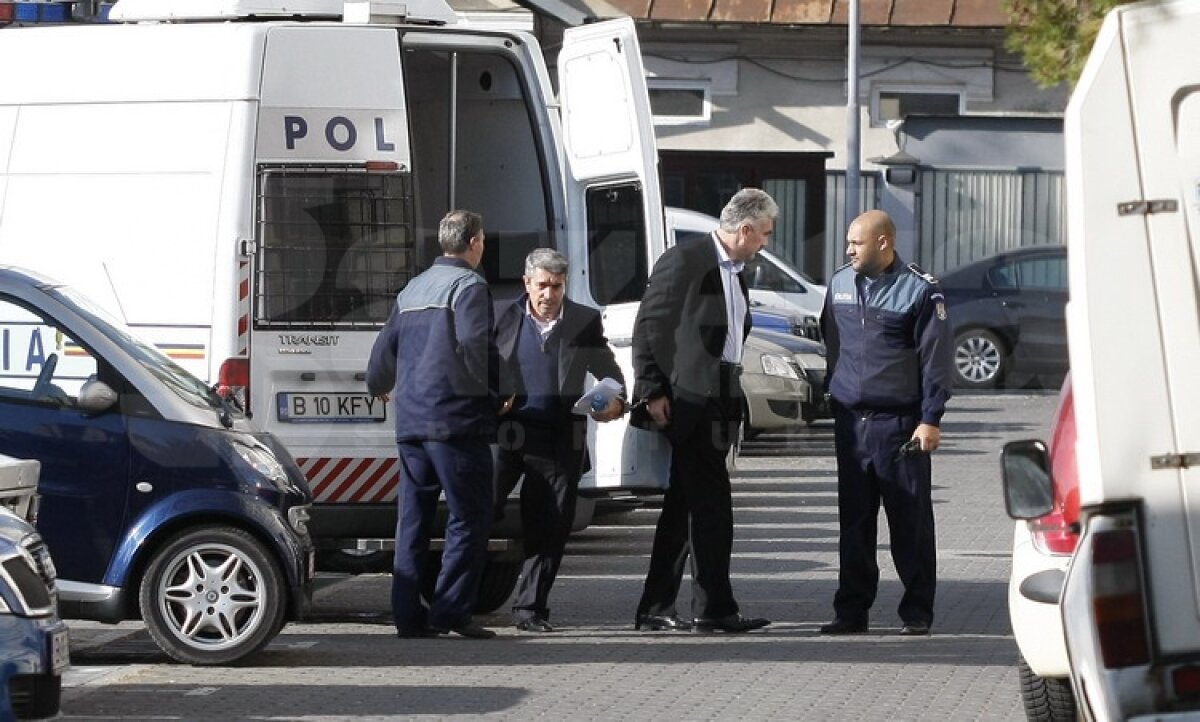 FOTO Ţerbea şi Avram au fost audiaţi în cazul "Dezafilierii Craiovei"