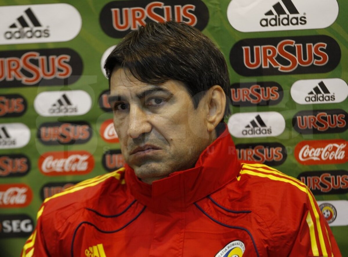 GALERIE FOTO Piţurcă le-a stabilit jucătorilor obiectivul pentru meciurile cu Belgia şi Grecia.