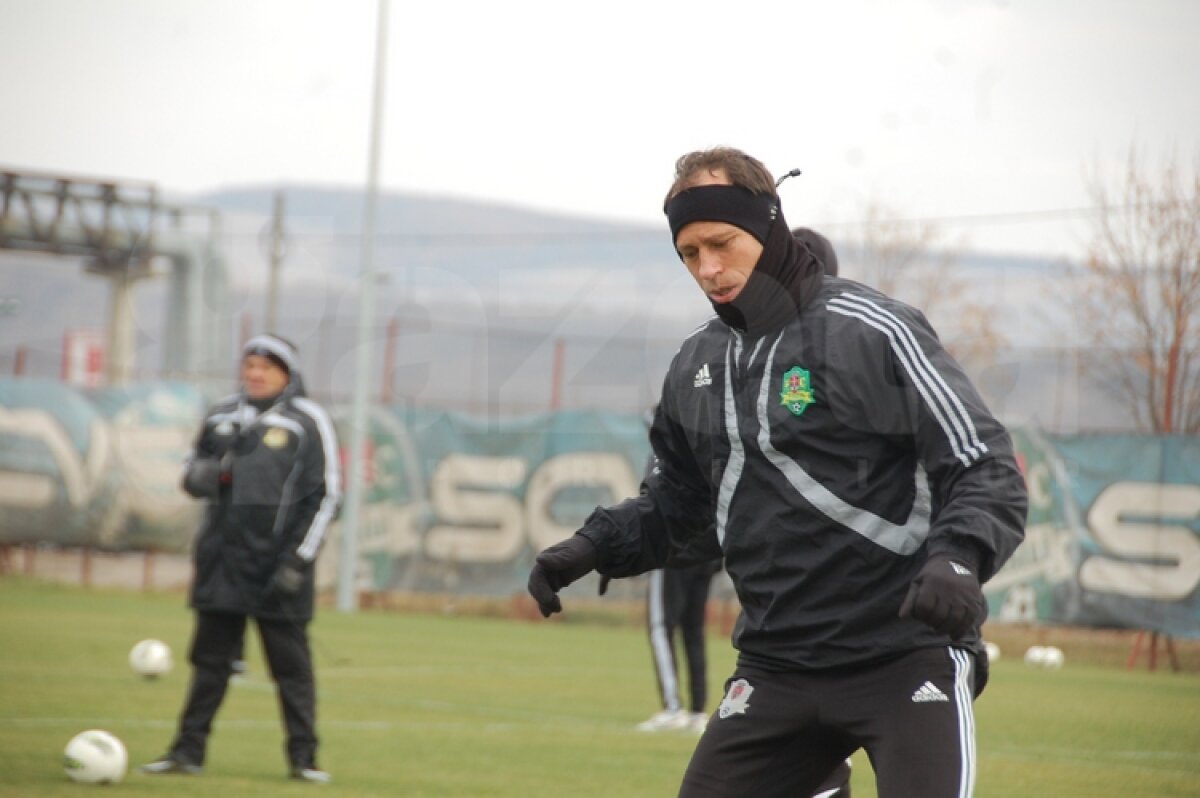 FOTO Moldovenii au degerat la antrenament