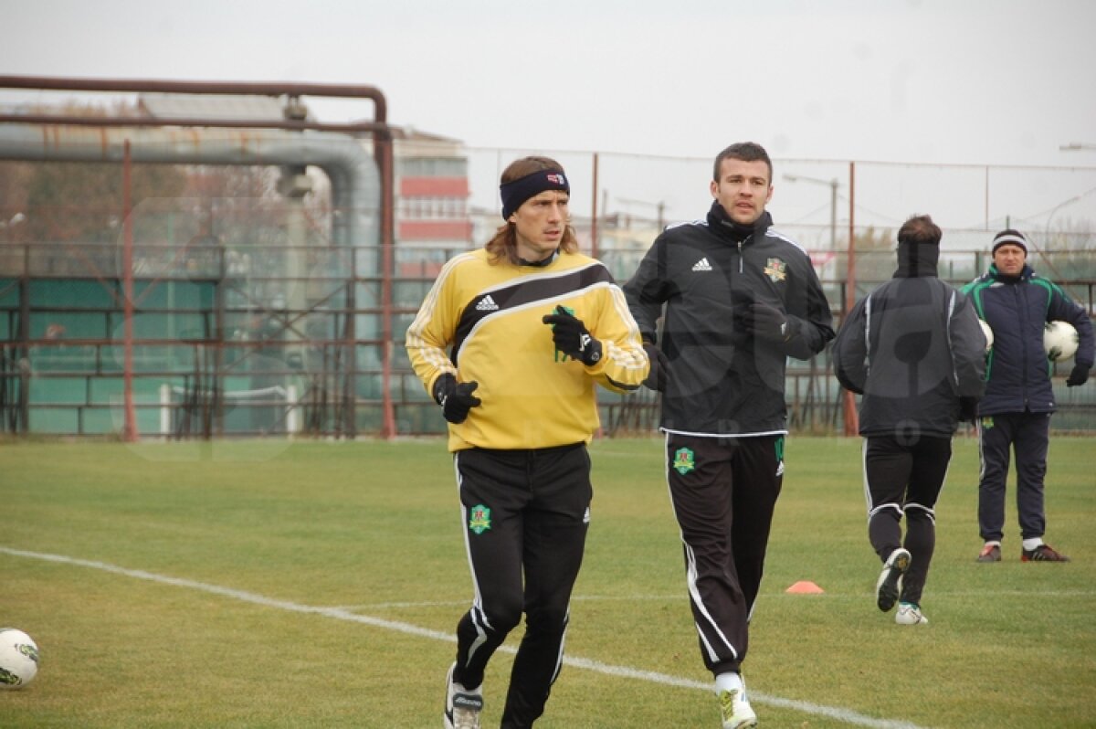 FOTO Moldovenii au degerat la antrenament