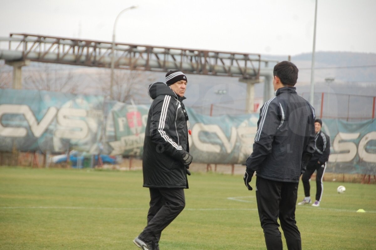 FOTO Moldovenii au degerat la antrenament