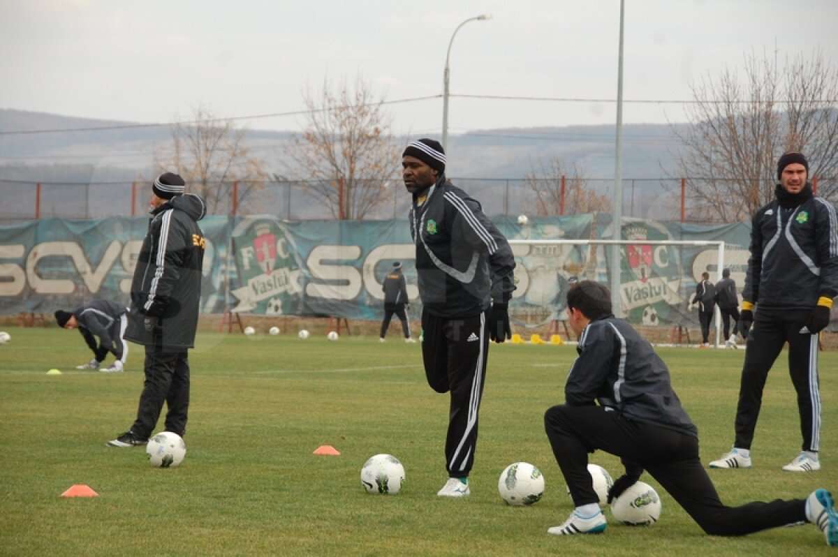 FOTO Moldovenii au degerat la antrenament