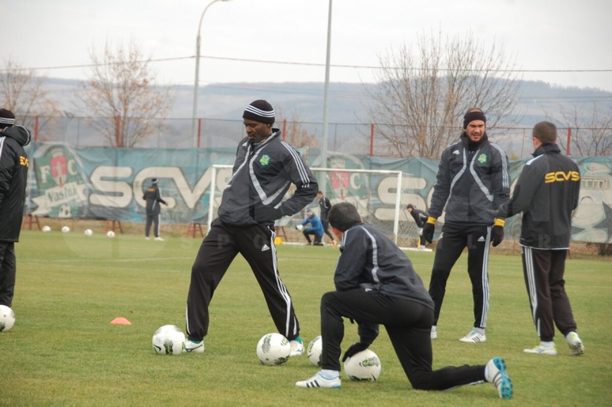 FOTO Moldovenii au degerat la antrenament