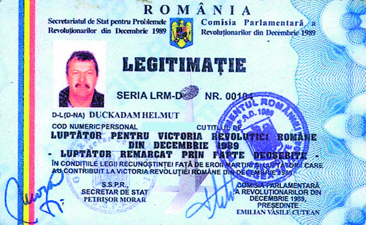 Alături de alţi revoluţionari, Duckadam pierde renta de 2.200 de lei pe lună » Revoluţia eroului de la Sevilla