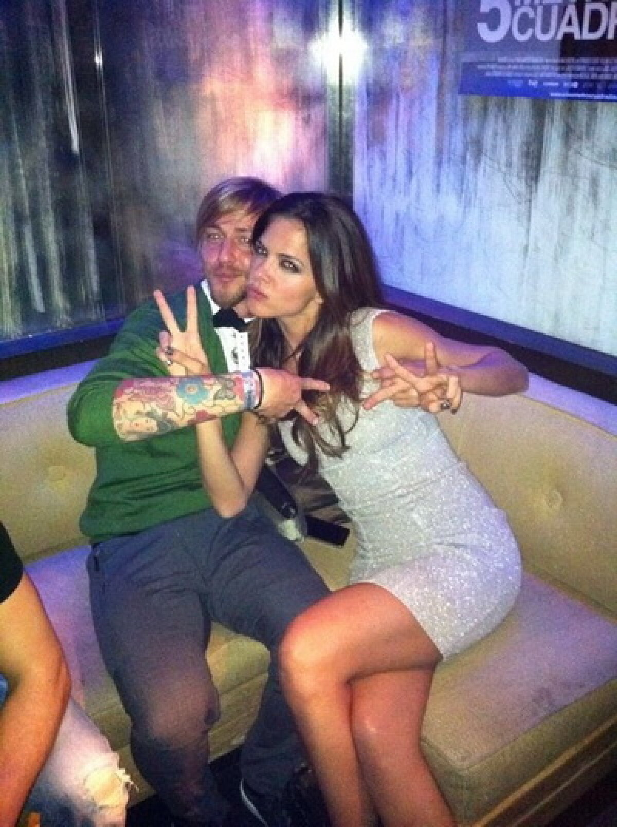 A rămas fără club, dar nu duce lipsă de femei ;) Ea e noua cucerire a lui Guti