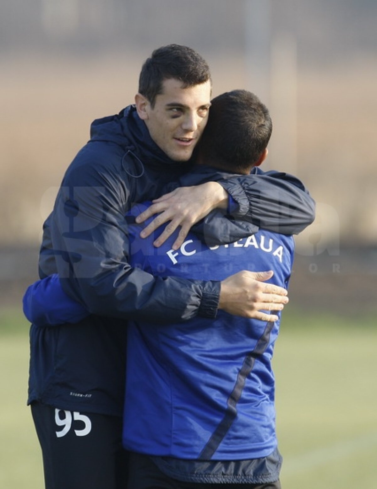 FOTO Steliştii se antrenează acum la Buftea » Nikolici a şocat cu "un nou look"