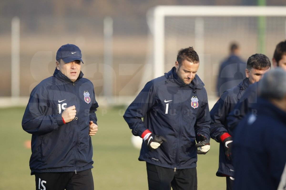 FOTO Steliştii se antrenează acum la Buftea » Nikolici a şocat cu "un nou look"