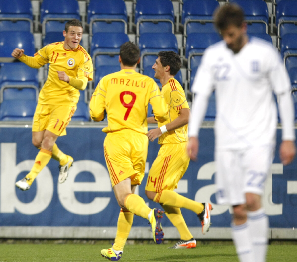 În sfîrşit, victorie! » "Tricolorii" au luat o gură de aer în faţa garniturii secunde a Greciei