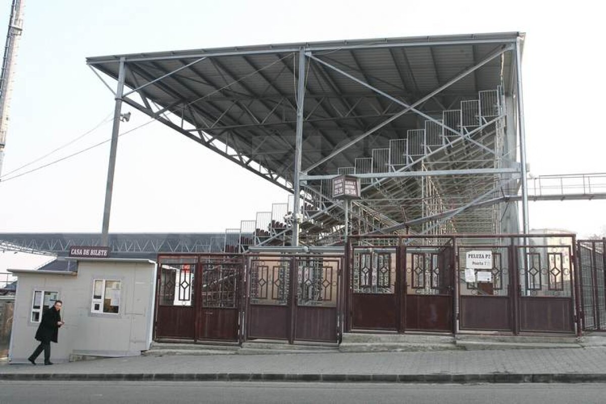 FOTO Suporterii lui "U" care vin la derby intră cu aceleaşi bilete şi la meciul cu Oţelul