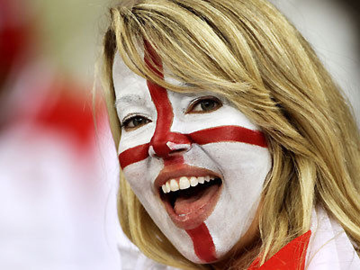 GALERIE FOTO Te-ai gîndit vreodată la body-paint? » Ai aici mai multe modele ;)