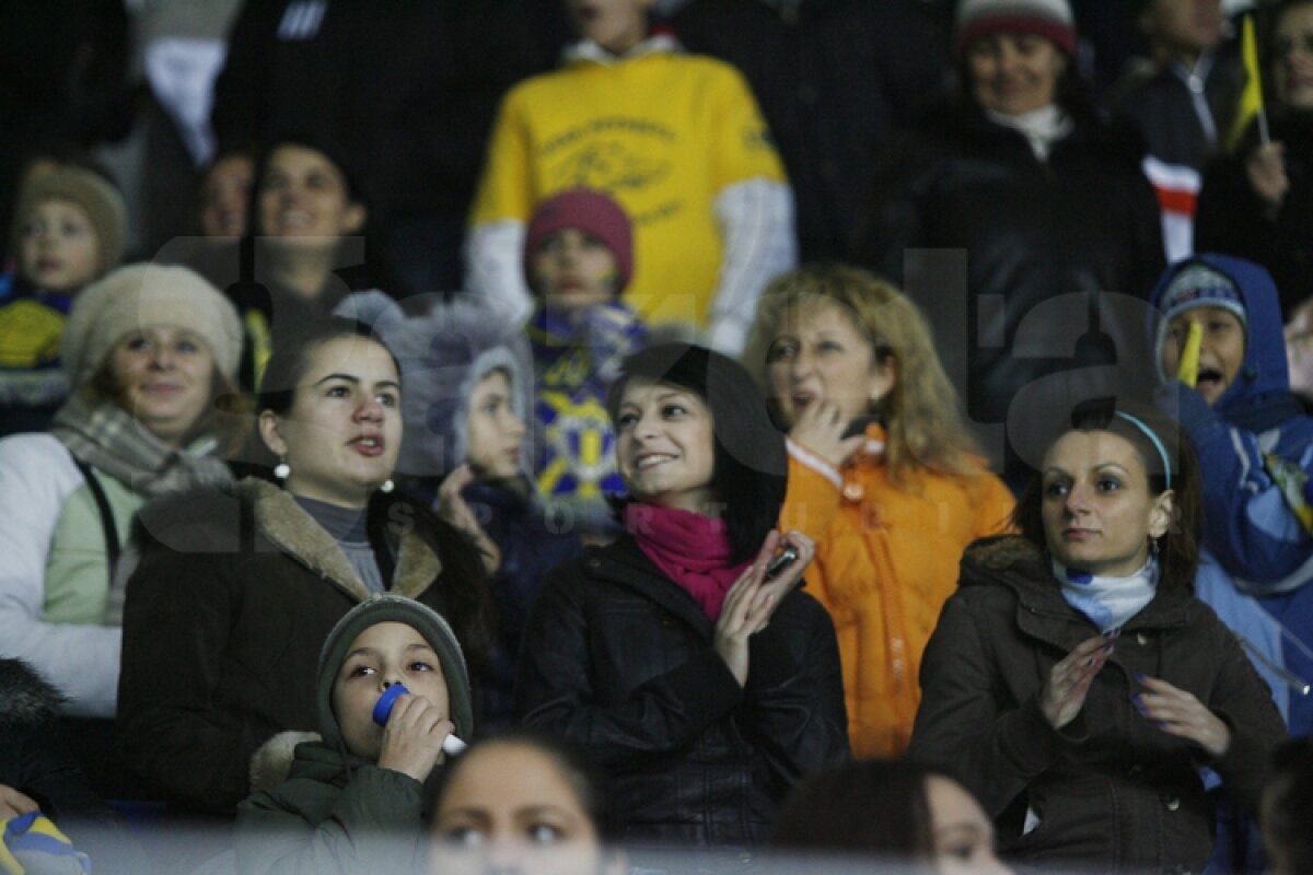 Petrolul pierde cu 0-1 în faţa lui FCM Tg. Mureş un meci cu trei eliminaţi