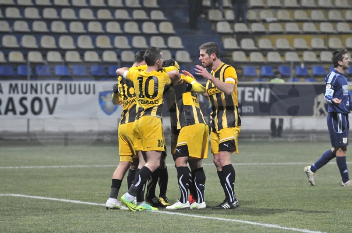 FOTO » FC Braşov - CS Mioveni 4-0. Prima victorie pentru Şumudică pe banca "stegarilor"