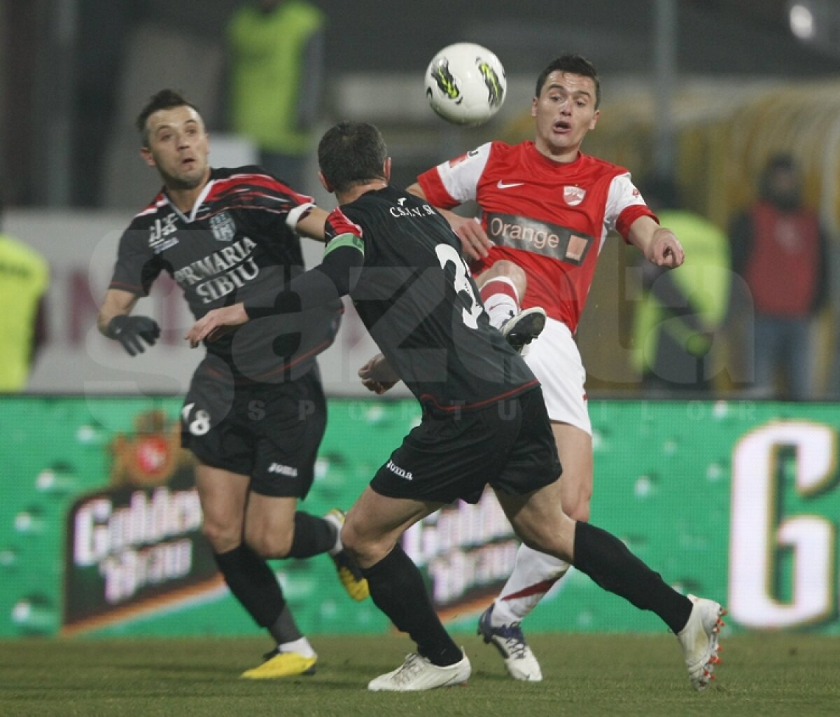 FOTO Dănciulescu şi Bălgrădean aduc victoria lui Dinamo, 1-0 cu Voinţa