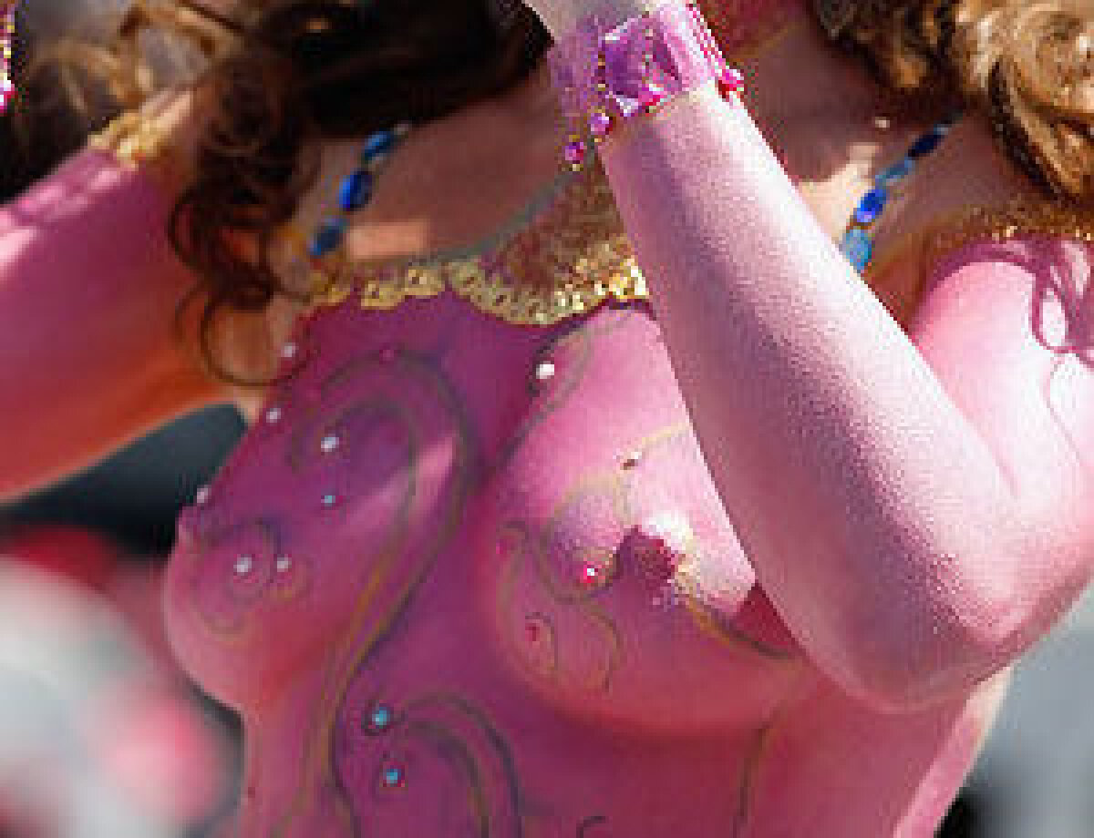 GALERIE FOTO Te-ai gîndit vreodată la body-paint? » Ai aici mai multe modele ;)