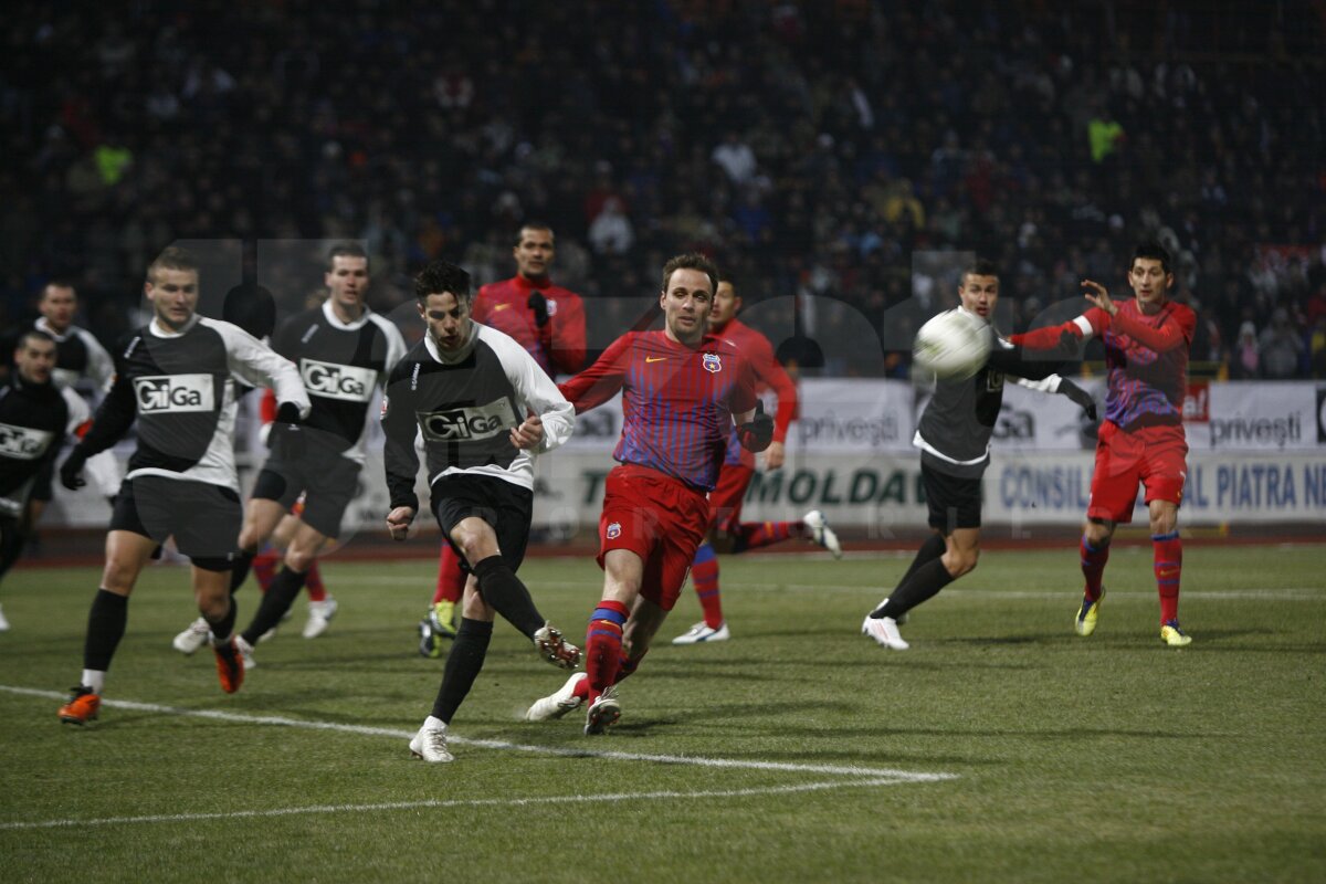 Un nou pas greşit pentru Steaua lui Ilie Stan, 0-1 la Piatra Neamţ