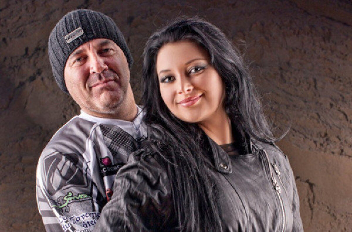 FOTO Moto-porno » Pilot francez, sponsorizat cu 20.000 de euro de un producător de filme XXX!