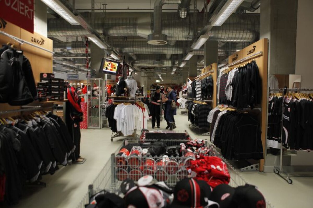 Comparaţia dintre stadionul din Frankfurt şi cel din Bucureşti » Made in Romania, preţ de Germania