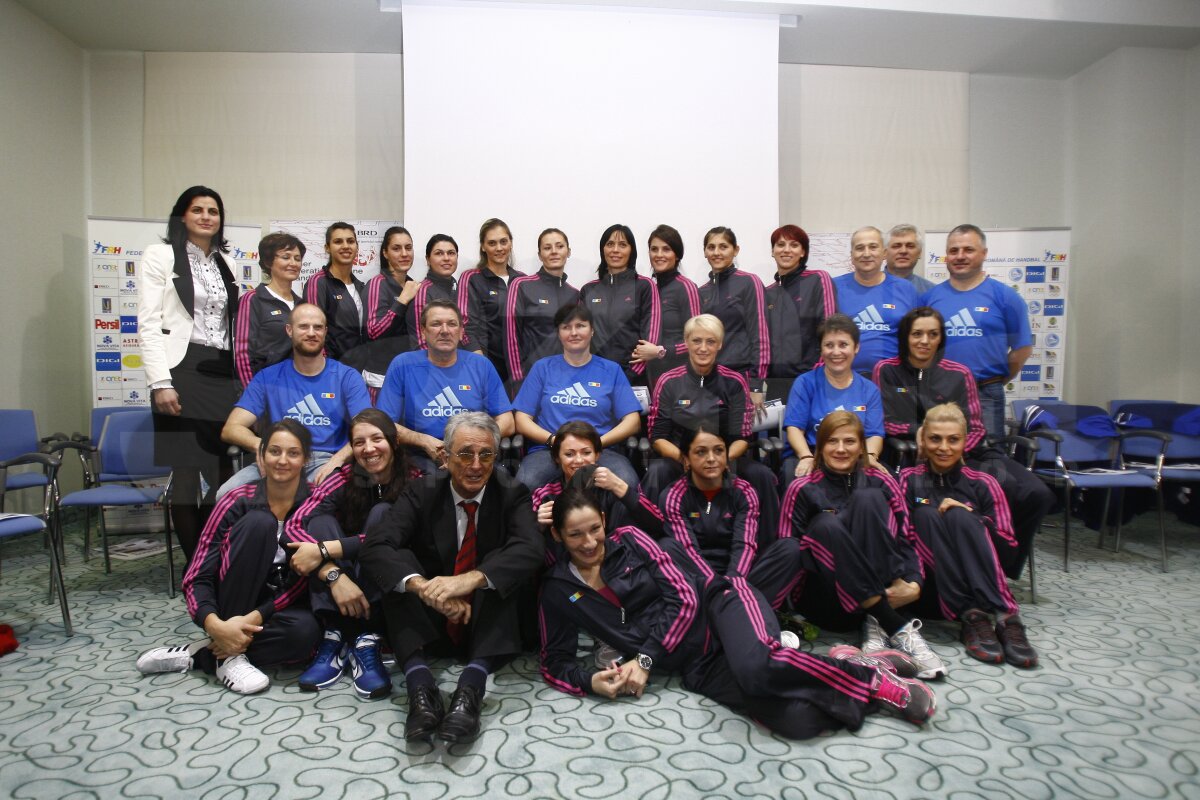 FOTO Iată lotul pentru Campionatul Mondial de handbal. Radu Voina: "Franţa şi Brazilia sînt cele mai periculoase adversare"