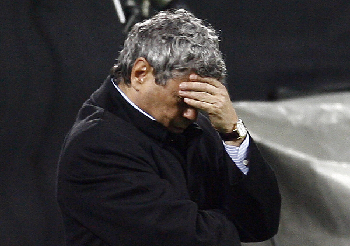 Mircea Lucescu explică motivele pentru care a eşuat cu Şahtior în Europa: ”Am o echipă de copii, ce pot să fac?”