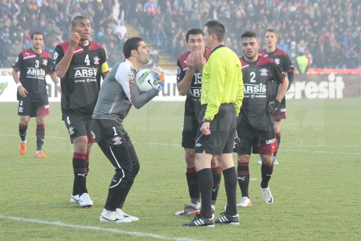 Cronica meciului Pandurii - Rapid 3-0, scrisă de Cătălin Ţepelin » Şah şi suflet