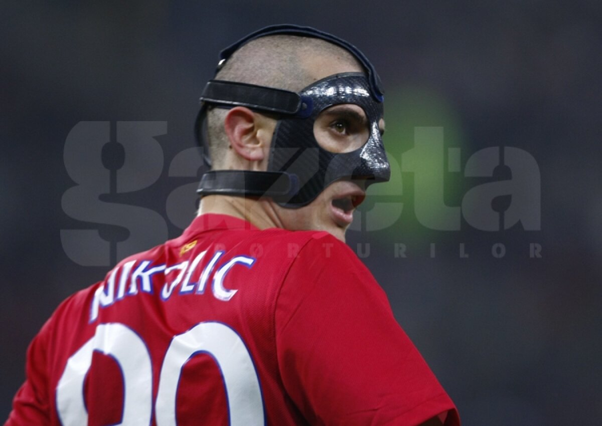 FOTO » Războinicul Stefan » Nikolici este al 7-lea "mascat" al Stelei