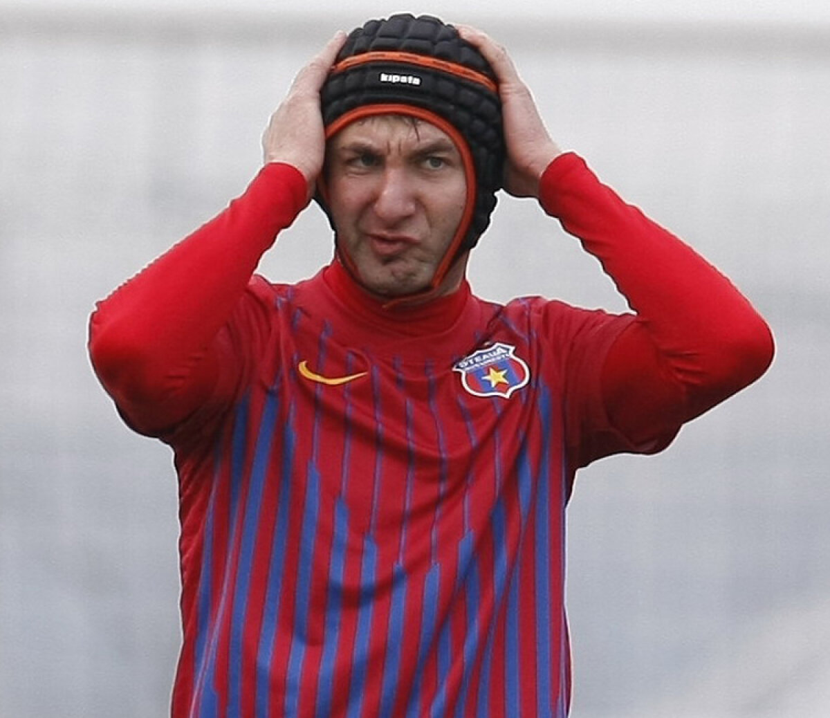 FOTO » Războinicul Stefan » Nikolici este al 7-lea "mascat" al Stelei