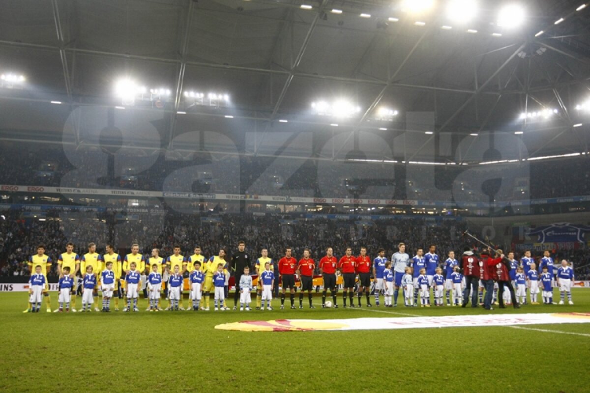VIDEO Mai respirăm, dar greu » Calificarea Stelei se joacă peste două săptămîni » Citeşte aici cronica de la Schalke - Steaua 2-1, scrisă de Marius Mărgărit »