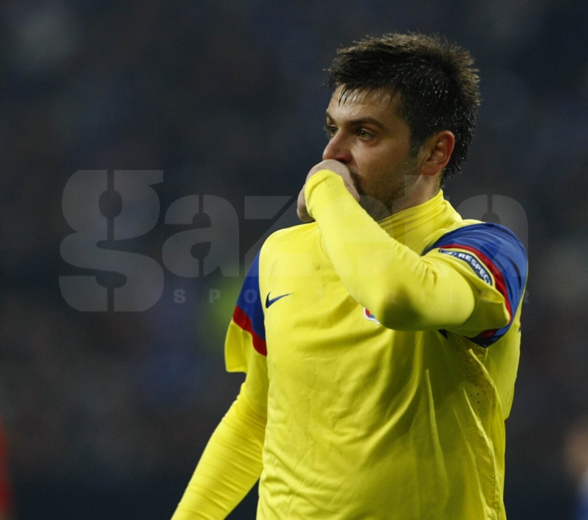 VIDEO Mai respirăm, dar greu » Calificarea Stelei se joacă peste două săptămîni » Citeşte aici cronica de la Schalke - Steaua 2-1, scrisă de Marius Mărgărit »