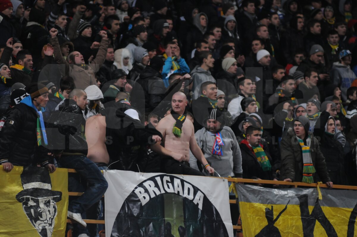 VIDEO Sculli di fotbalişti! Vaslui a făcut 0-0 cu Lazio, e pe locul 2 al grupei şi are prima şansă pentru primăvară!