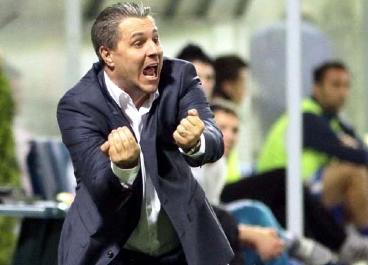 Şumudică şi-a luat revanşa după Braşov - Astra 2-0