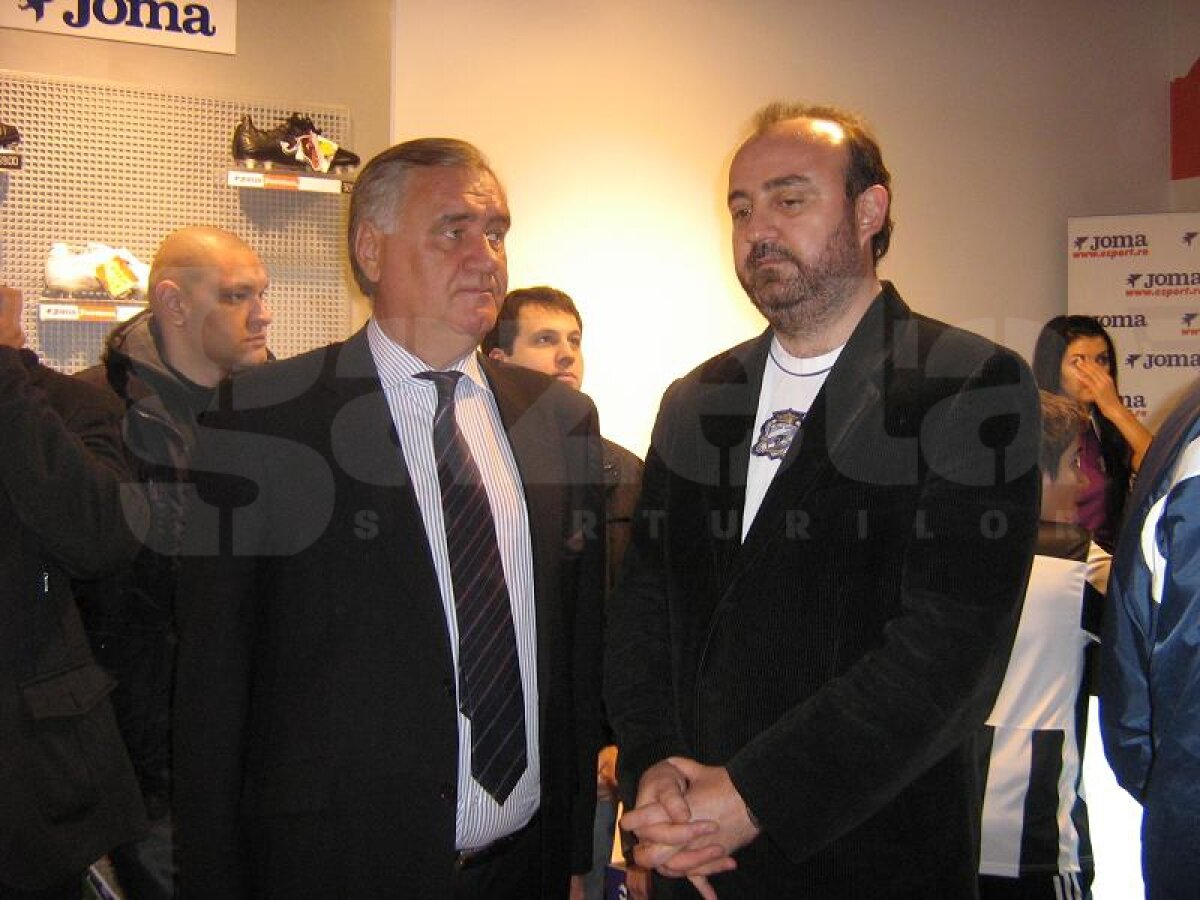 FOTO Timişoara sărbătoreşte » Bănăţenii au deschis un nou magazin de prezentare