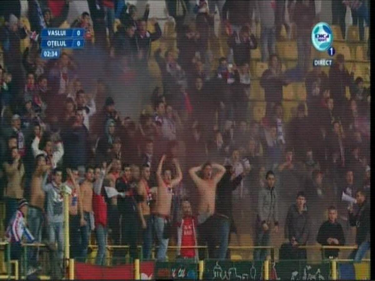 GALERIE FOTO 14 dintre fanii Oţelului vor fi interzişi pe stadion timp de 2 ani din cauza incidentelor de la Vaslui