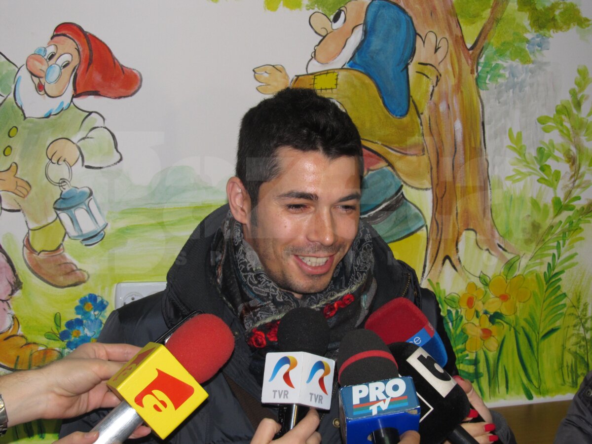 GALERIE FOTO De Moş Nicolae, rapidiştii au făcut cadouri la o grădiniţă din Ghencea