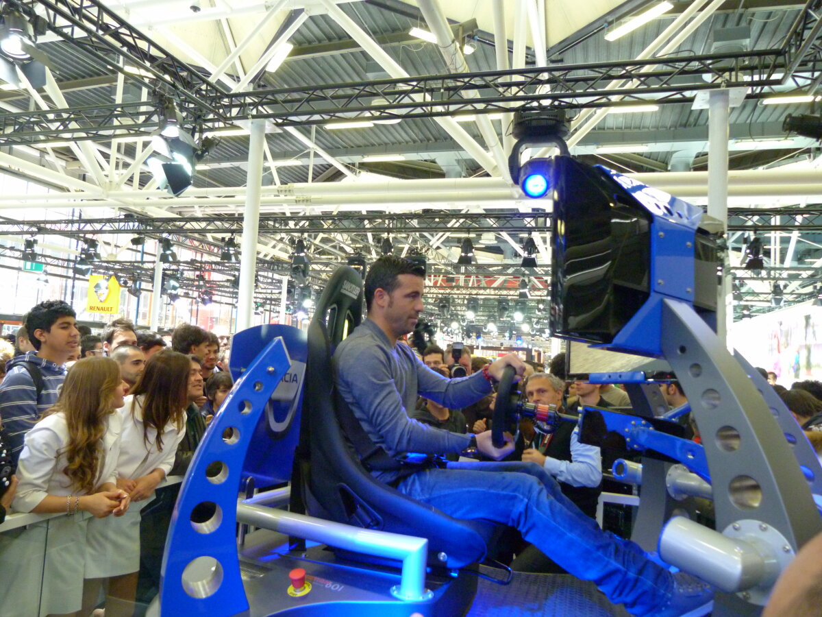 FOTO » Torje şi colegii săi de la Udinese au testat calităţile de off-road ale Daciei Duster