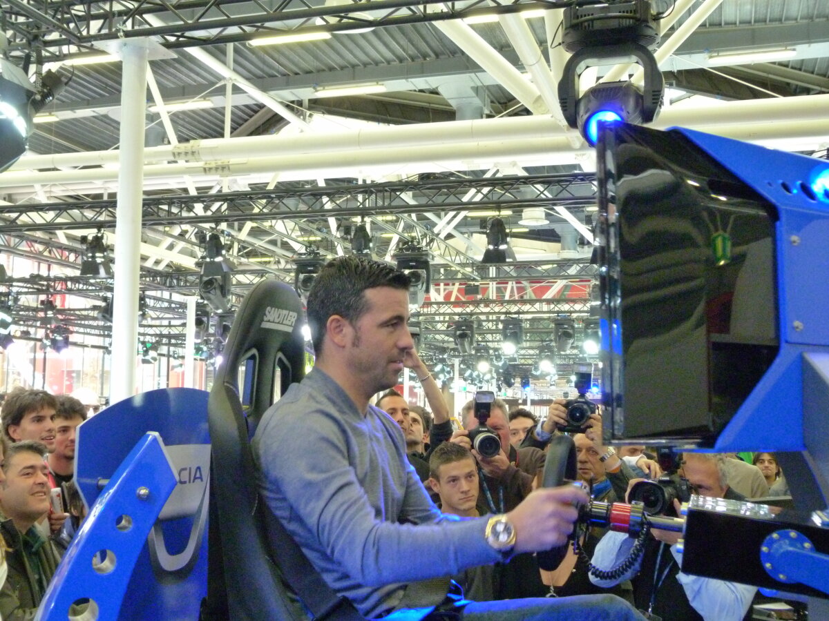 FOTO » Torje şi colegii săi de la Udinese au testat calităţile de off-road ale Daciei Duster