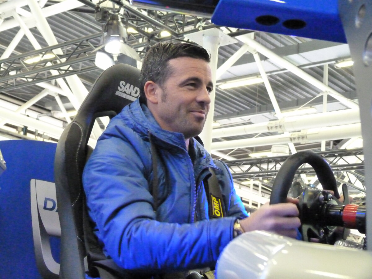 FOTO » Torje şi colegii săi de la Udinese au testat calităţile de off-road ale Daciei Duster