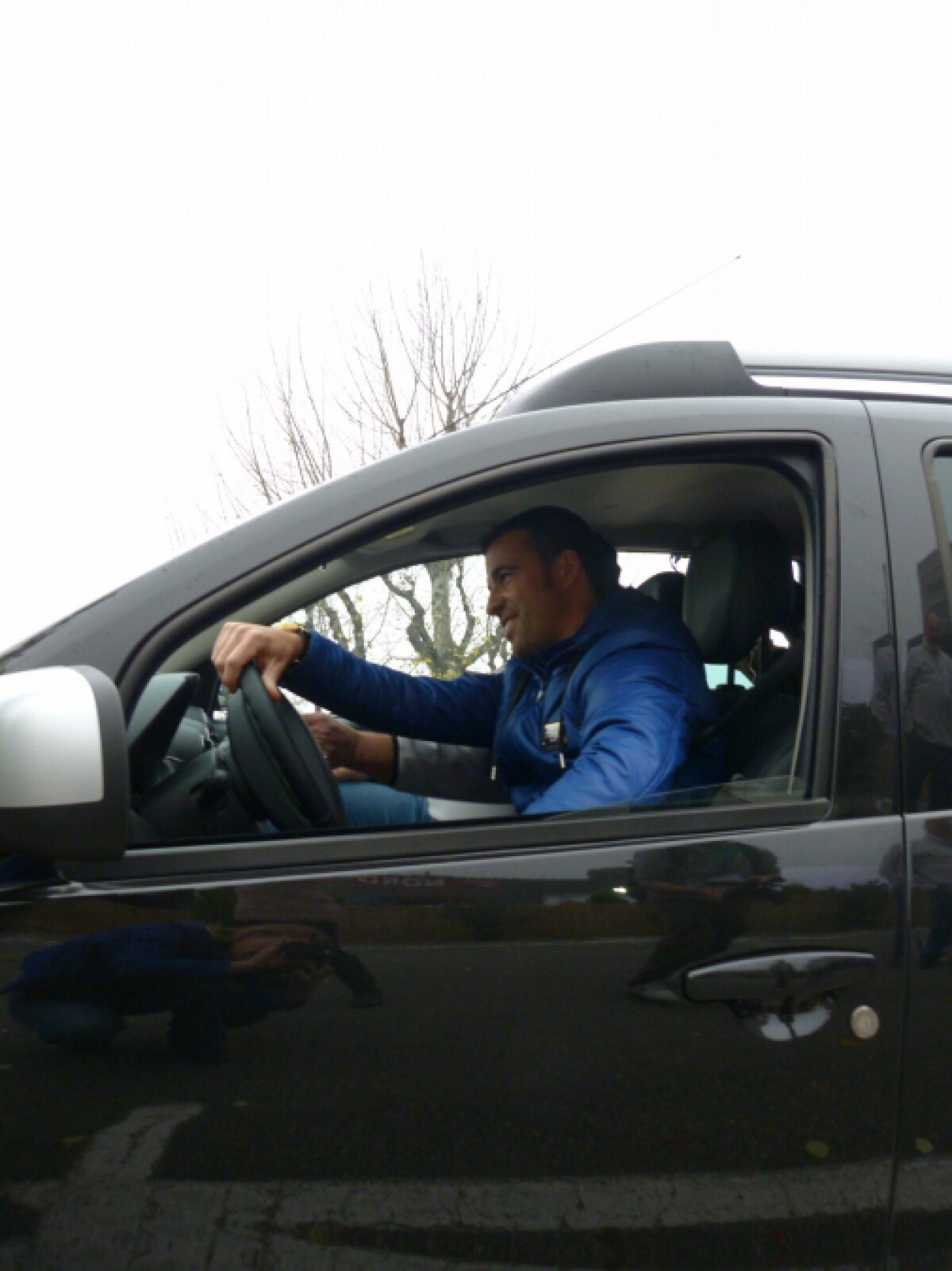 FOTO » Torje şi colegii săi de la Udinese au testat calităţile de off-road ale Daciei Duster