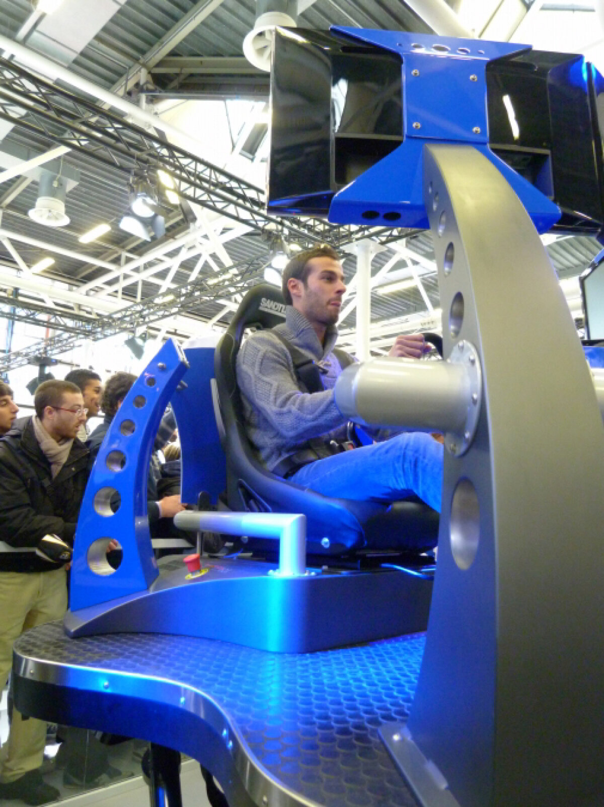 FOTO » Torje şi colegii săi de la Udinese au testat calităţile de off-road ale Daciei Duster