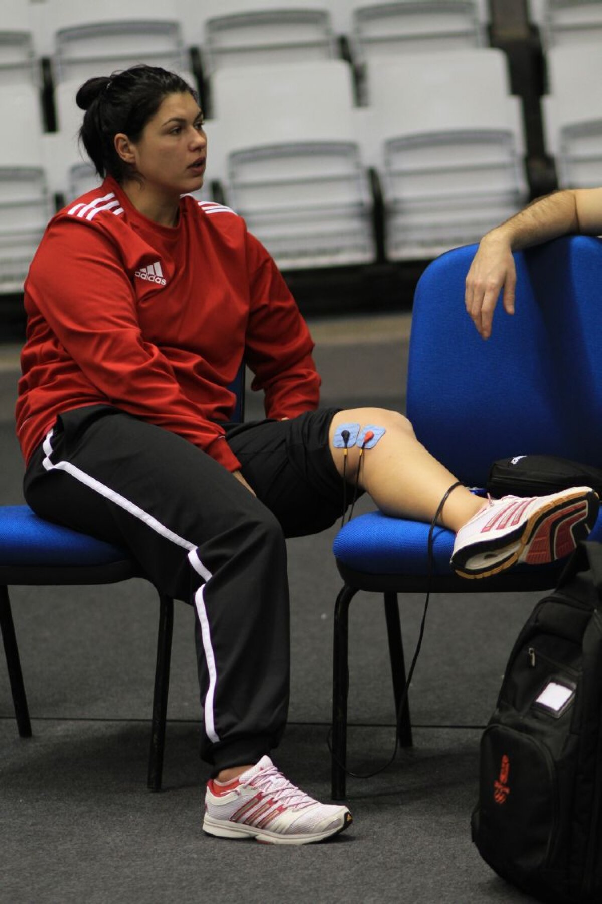 Surori în suferinţă » Oana Manea şi Adina Fiera s-au accidentat