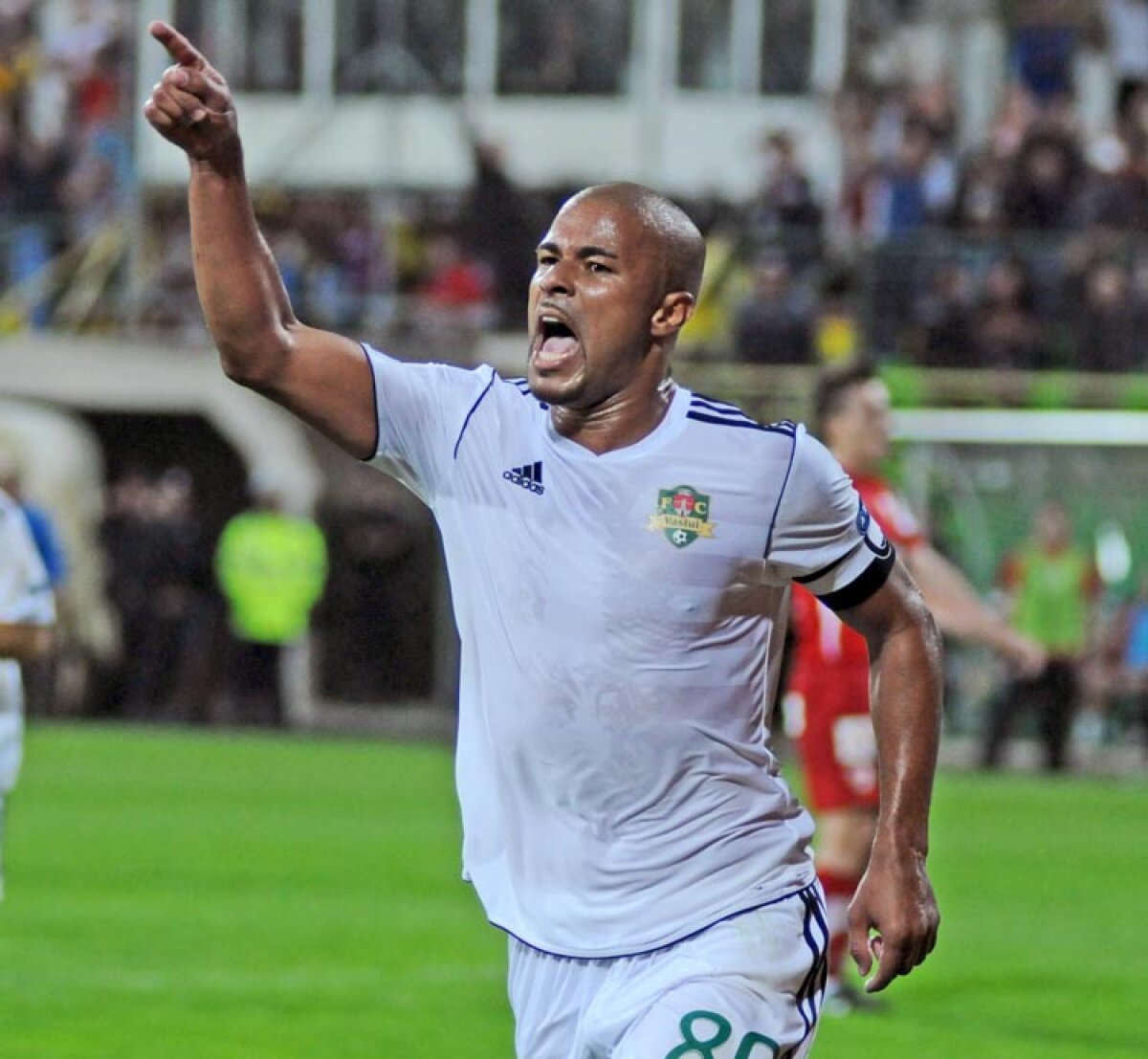 Stranierul anului şi antrenorul anului: fanii au votat masiv pentru Wesley şi Dan Petrescu