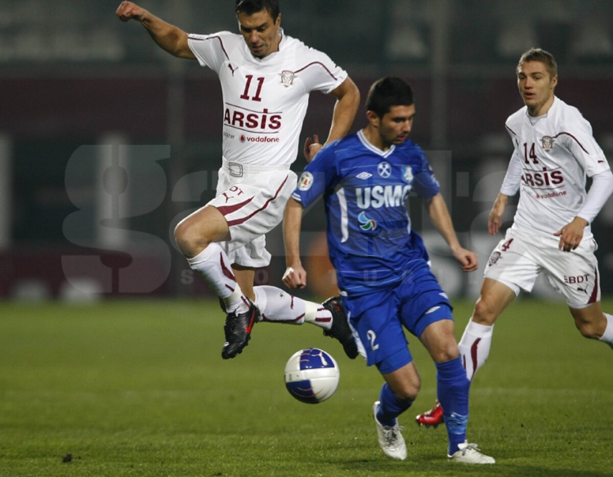 FOTO & VIDEO » Rapid - Pandurii 2-0. Deac şi Grigorie îi duc pe giuleşteni în semifinalele Cupei