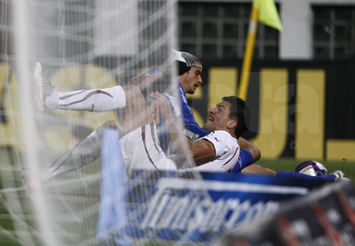 FOTO & VIDEO » Rapid - Pandurii 2-0. Deac şi Grigorie îi duc pe giuleşteni în semifinalele Cupei