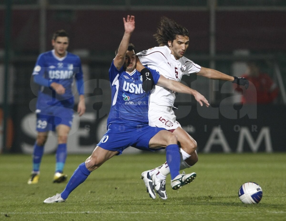 FOTO & VIDEO » Rapid - Pandurii 2-0. Deac şi Grigorie îi duc pe giuleşteni în semifinalele Cupei